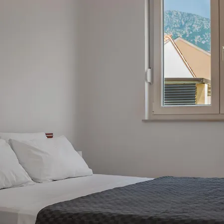 Ap Mirko - 3 Bedrooms In Center