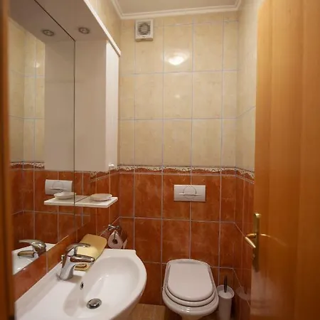 Ap Mirko - 3 Bedrooms In Center Apartamento