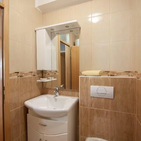 Ap Mirko - 3 Bedrooms In Center Omiš