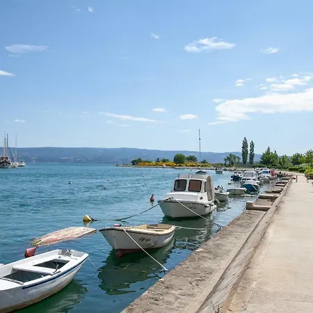 Apartamento Ap Mirko - 3 Bedrooms In Center